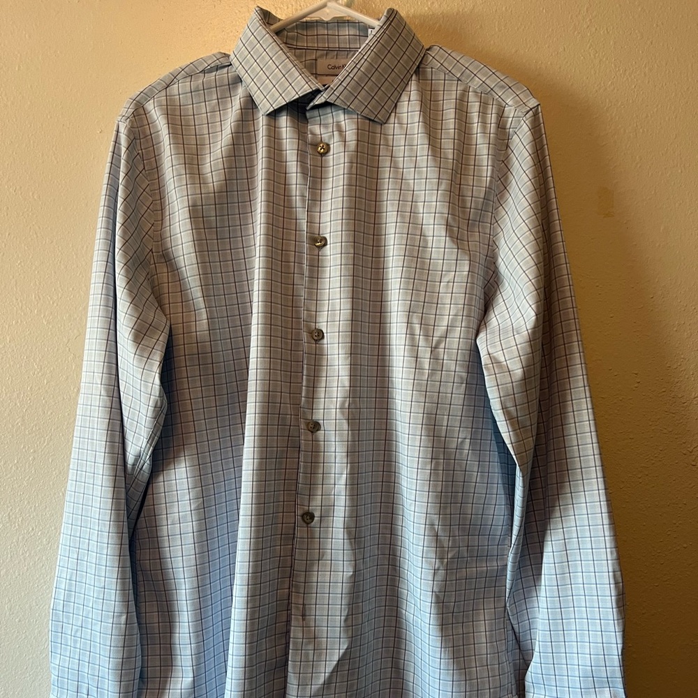 Men’s Large Calvin Klein Dress shirt slim fit